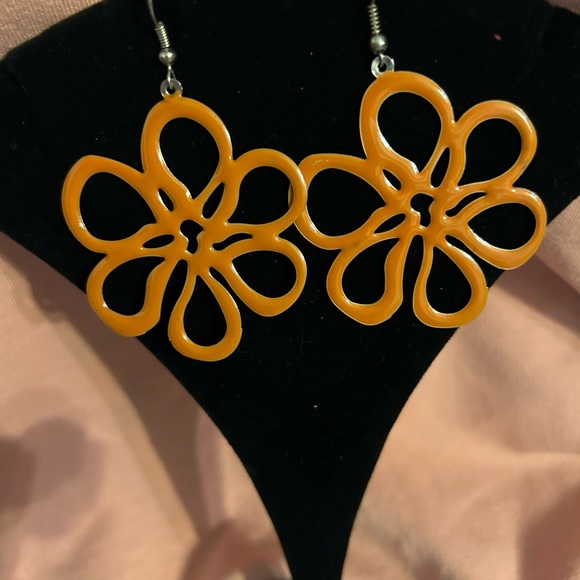 Vintage Orange flower power earrings rare - Picture 3 of 3